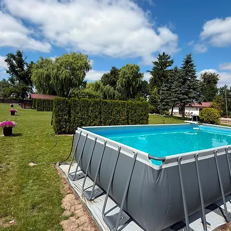 Uroczysko Lakowe, Nad Kanalem Ilawskim Apartment Huta Wielka
